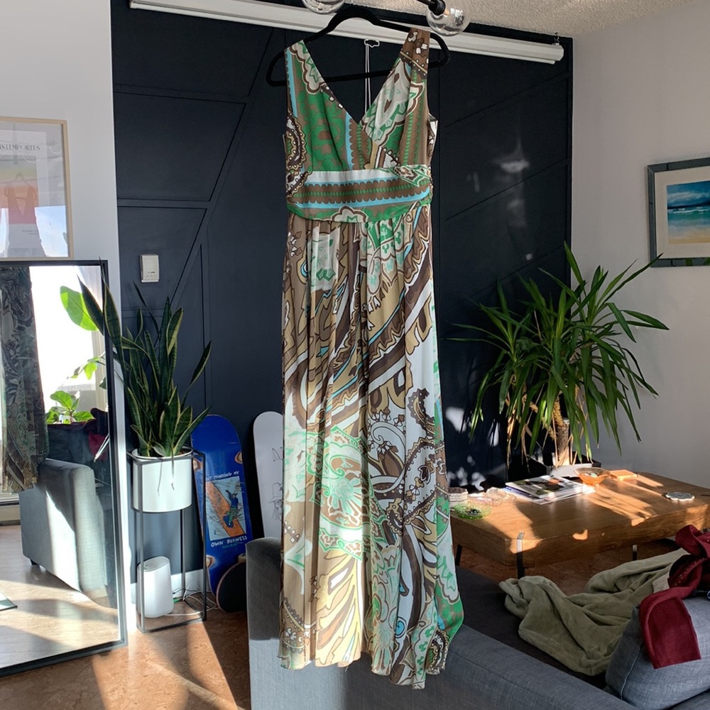 Green Print Long Gown - Picture 3 of 4